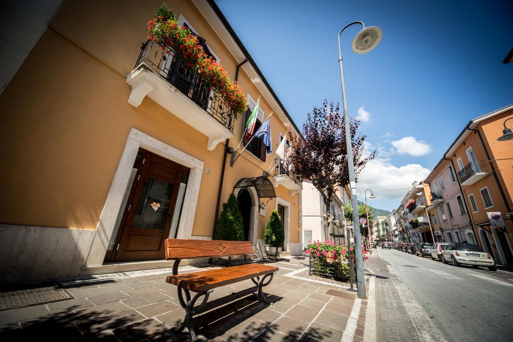 Hotel Il Tiglio (Adults Only) Castel Di Sangro Exterior photo