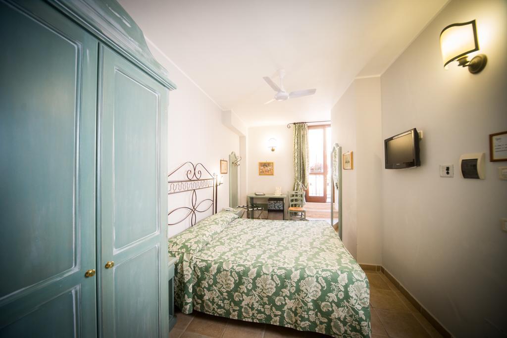 Hotel Il Tiglio (Adults Only) Castel Di Sangro Exterior photo